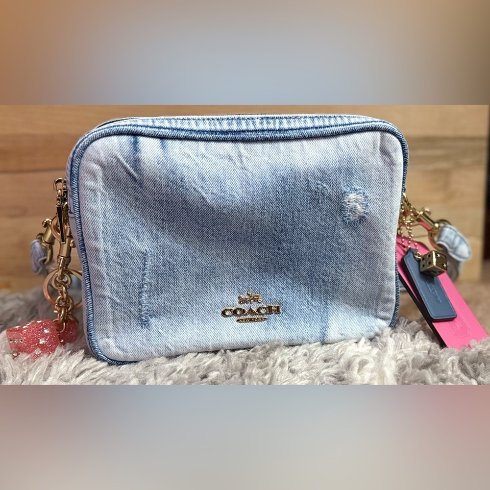 NWT Coach Carey Crossbody Bag In Loved Denim  w/ Charms *Add’l Coach Dice Charm*